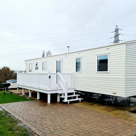 Escape City Caravan Lytchett Minster Extérieur photo