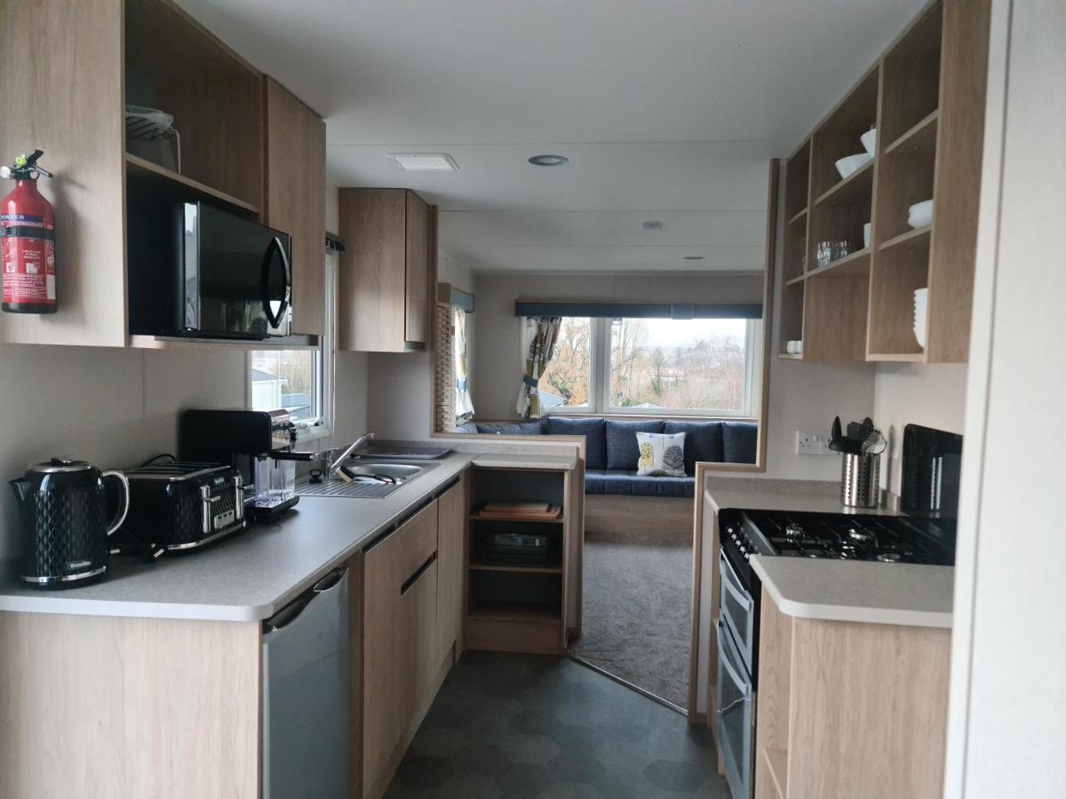 Escape City Caravan Lytchett Minster Extérieur photo